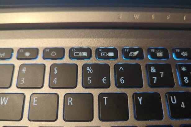 Windows 11 Passwort vergessen – was tun? Tastatur eines Laptops